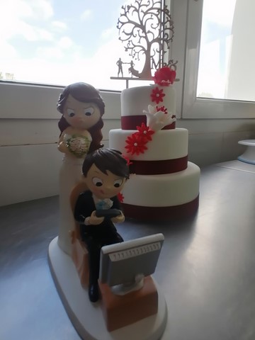Formation wedding cake