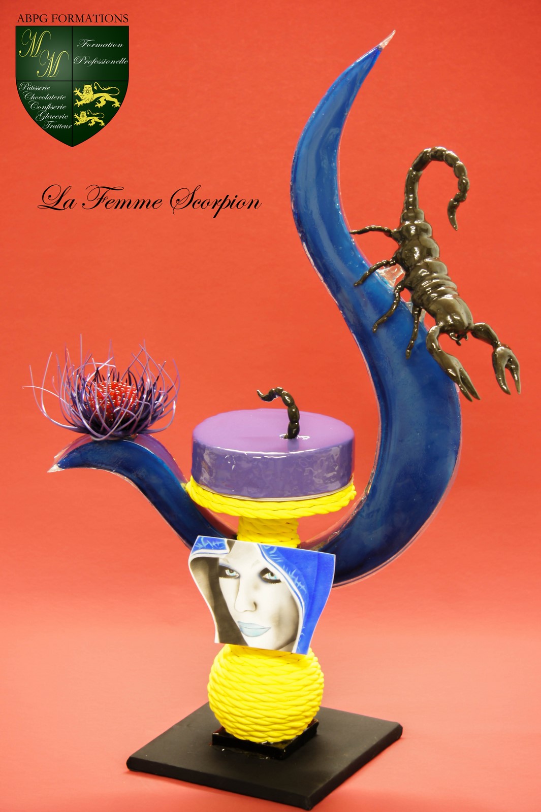 La femme scorpion — sculpture en sucre artistique ABPG